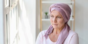 Scopri di più sull'articolo Che cosa accade ai capelli durante la chemioterapia?